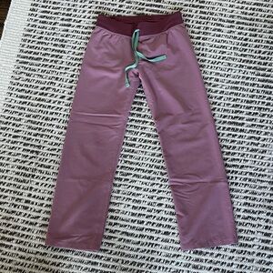 Figs Women's Maeve color scrub pants